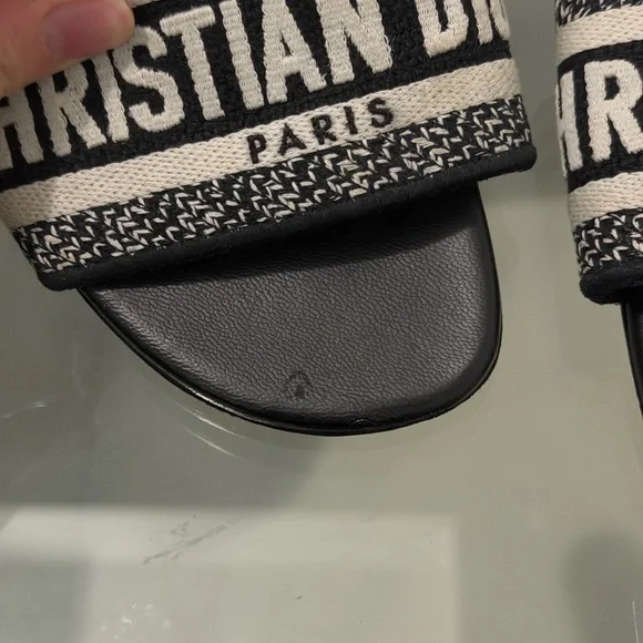 Authentic Dior dway slides sandals - Picture 7 of 7